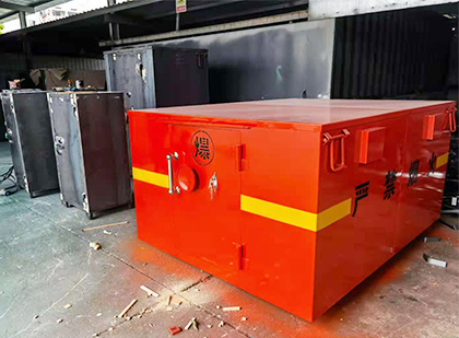 前进车载炸药箱