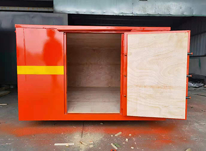 前进车载炸药箱